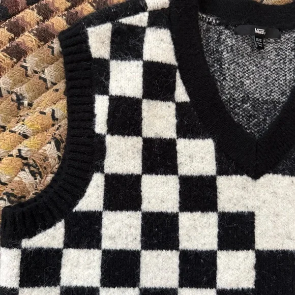 Vans Courtyard Checker Sweater Vest in Black and White Oversized ~ Size Small - Picture 7 of 7